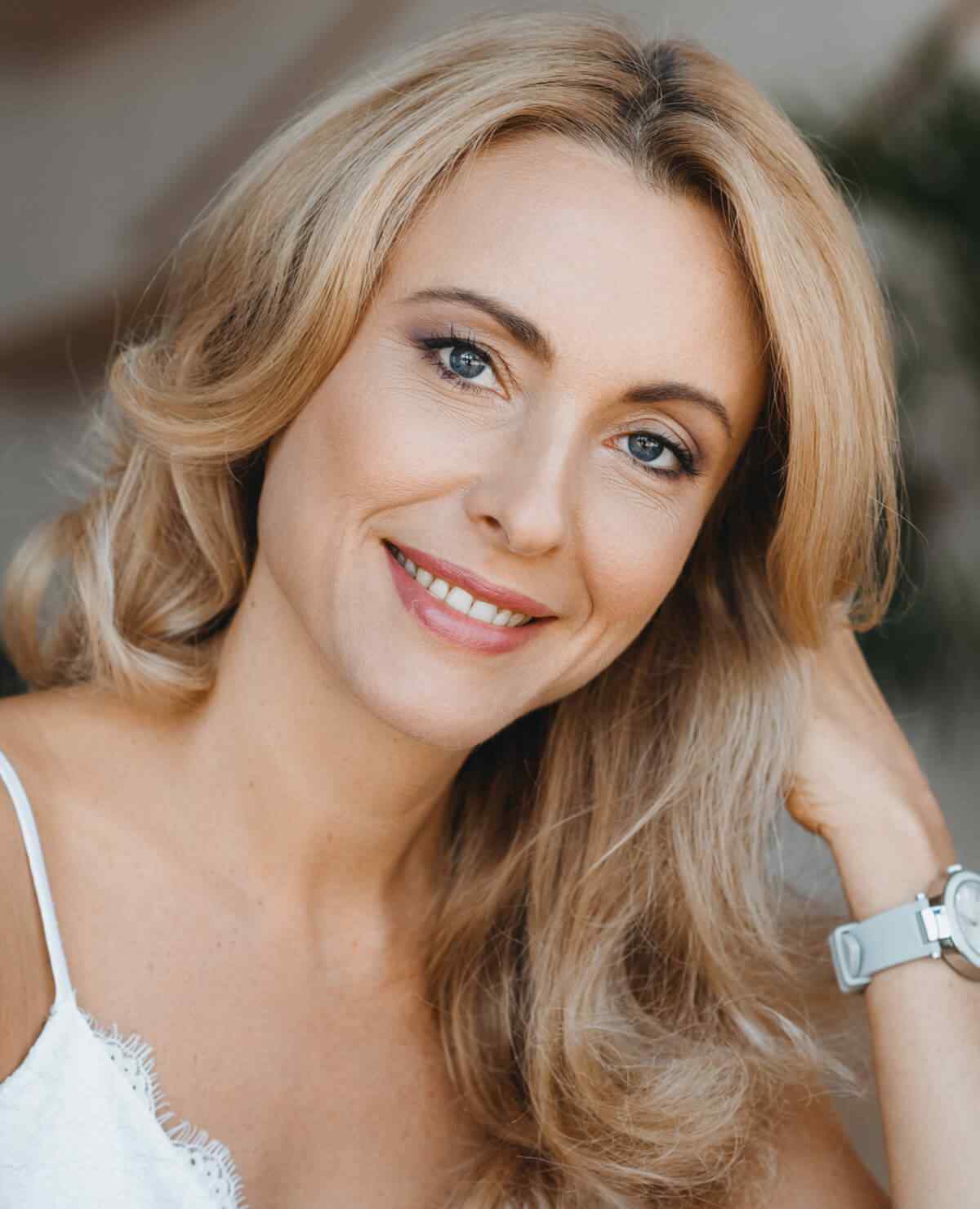 https://ella-xv.click/wp-content/uploads/2020/12/image_about_us_06.jpg